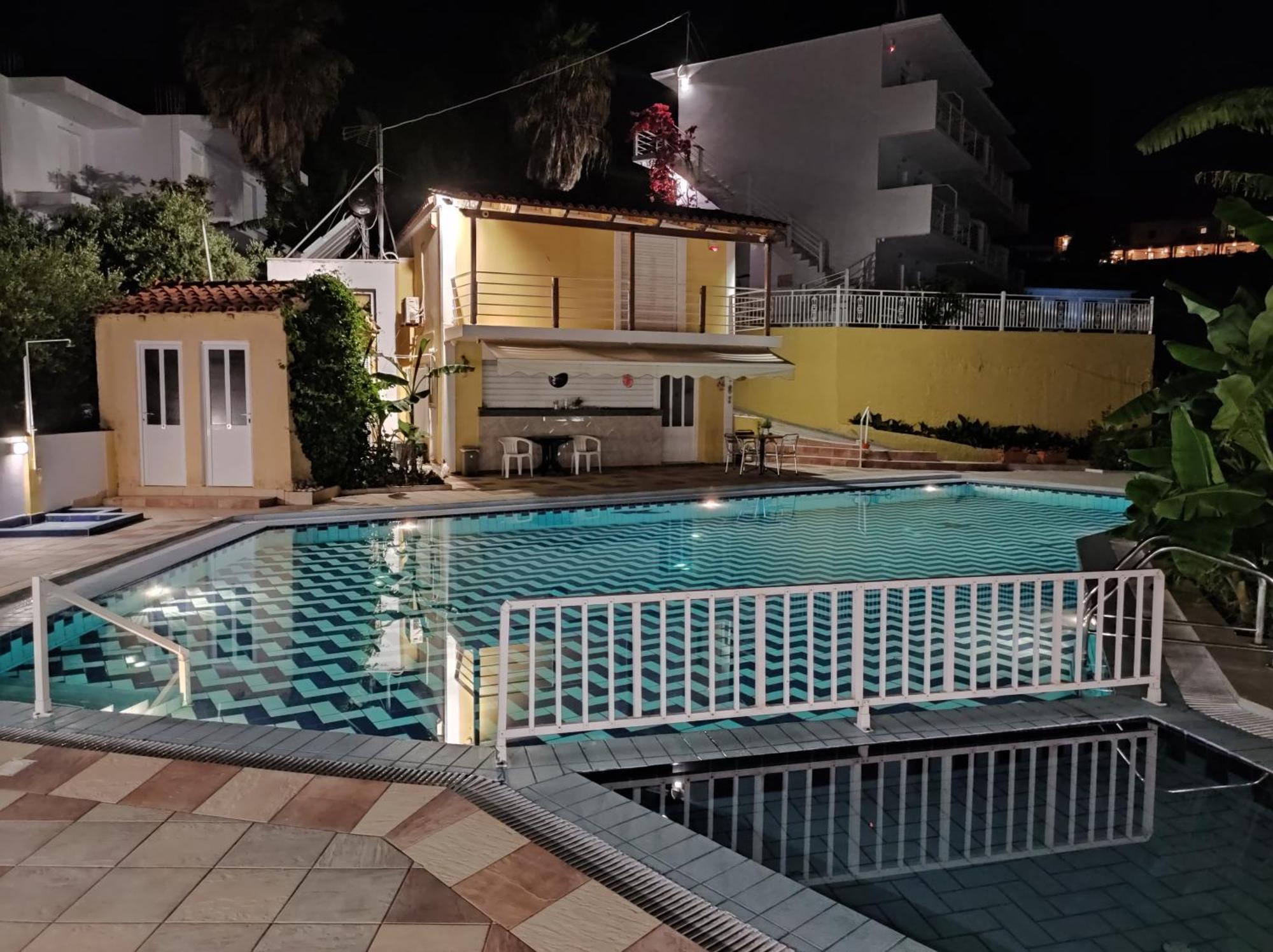 Yanna Studios & Apartments Tsilivi  Exterior photo