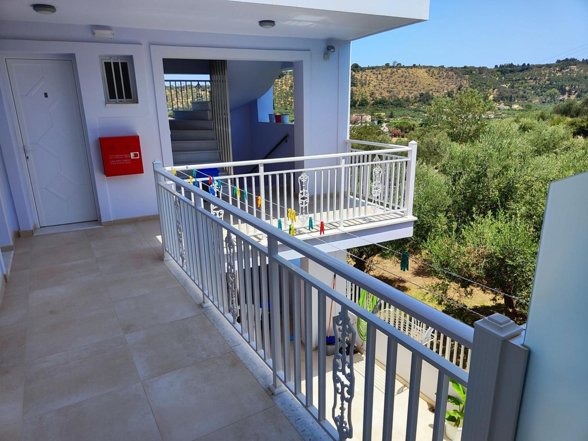 Yanna Studios & Apartments Tsilivi  Exterior photo