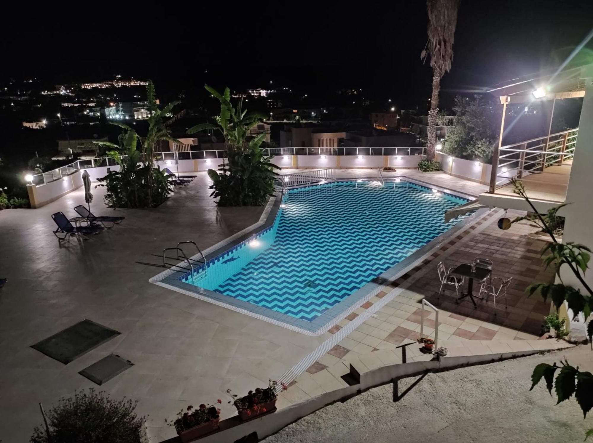 Yanna Studios & Apartments Tsilivi  Exterior photo